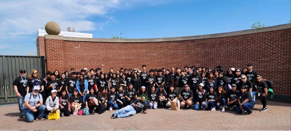 PPHS multilingual learners visit the Statue of Liberty